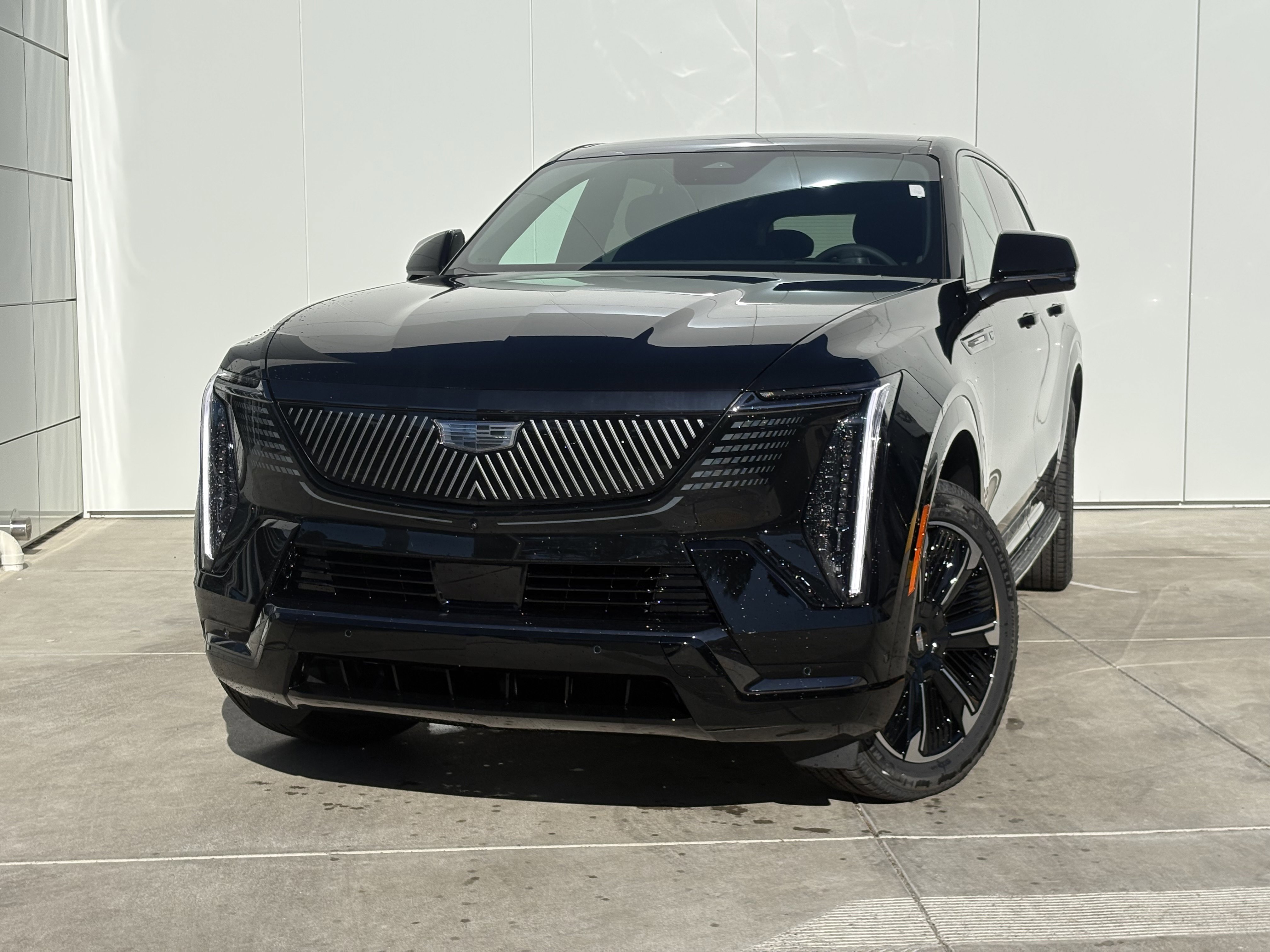 New 2025 Cadillac Escalade IQ Sport 1 w/ Smart Trailering package