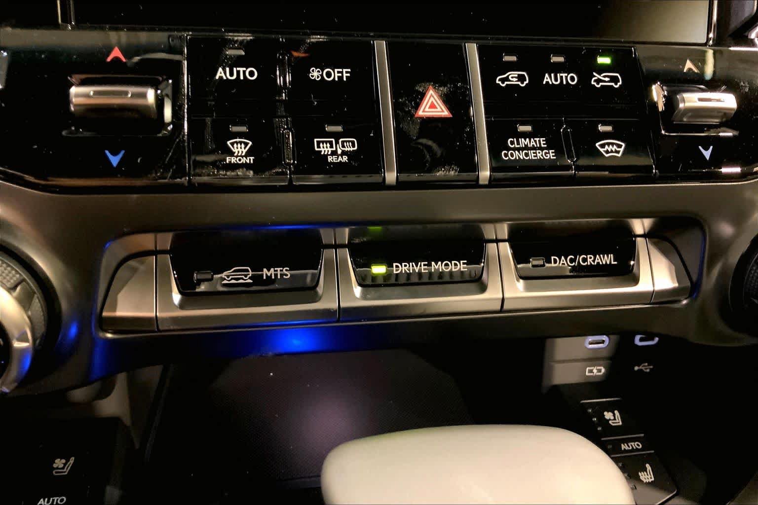 New 2026 Lexus LX 600 4WD w/ Luxury Package image 20