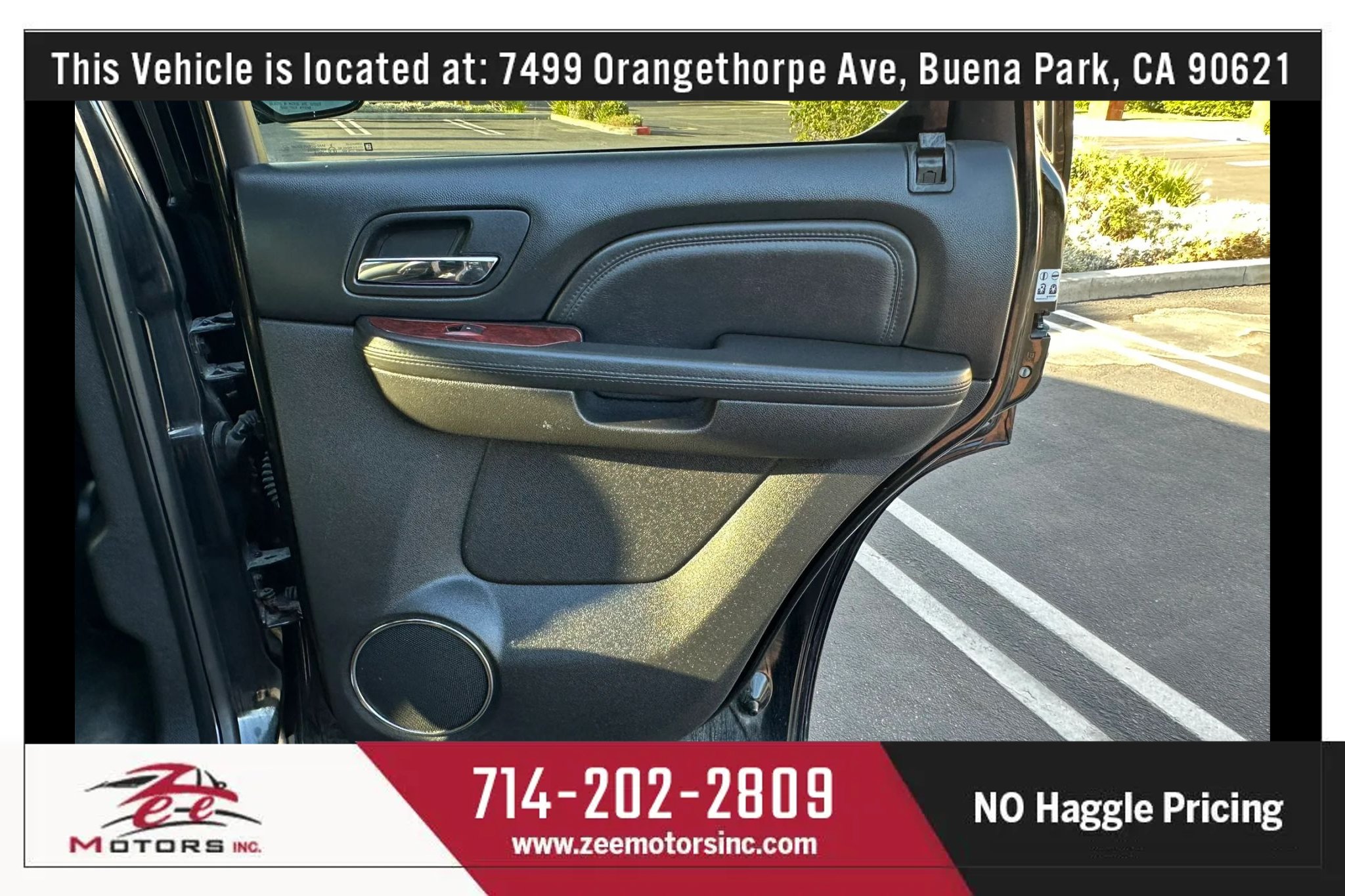 Used 2013 Cadillac Escalade Premium AWD/4WD image 25