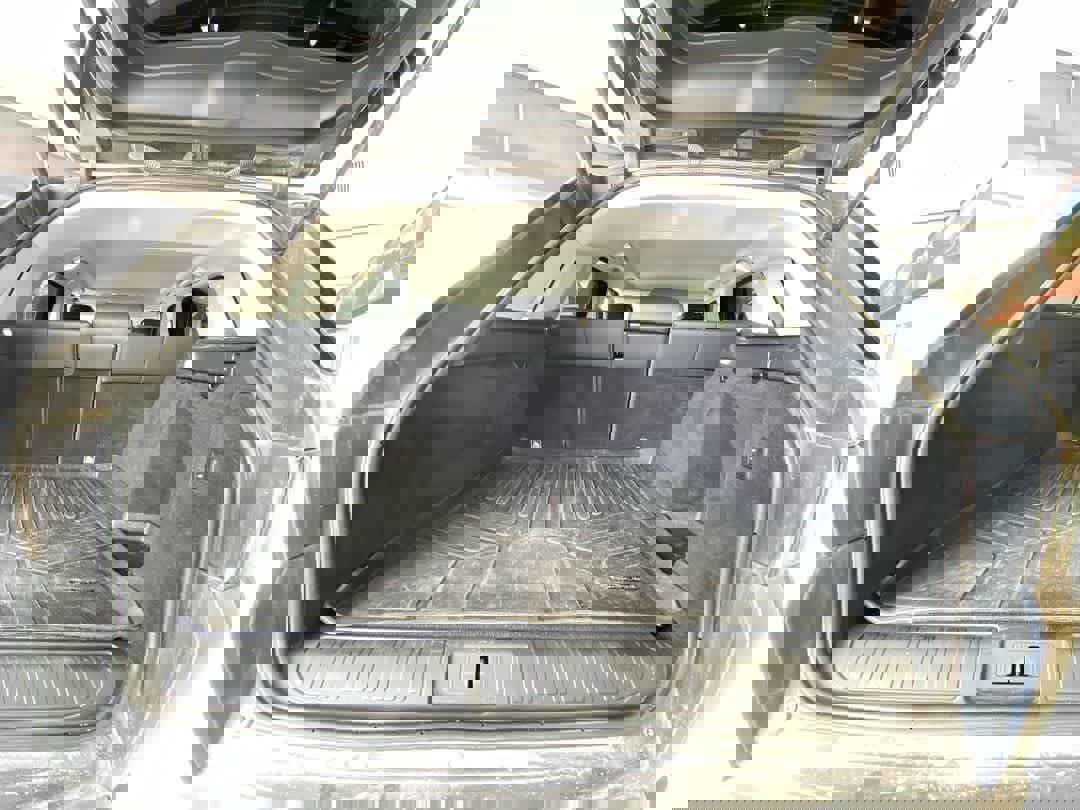 Used 2021 Land Rover Range Rover Sport SE image 25