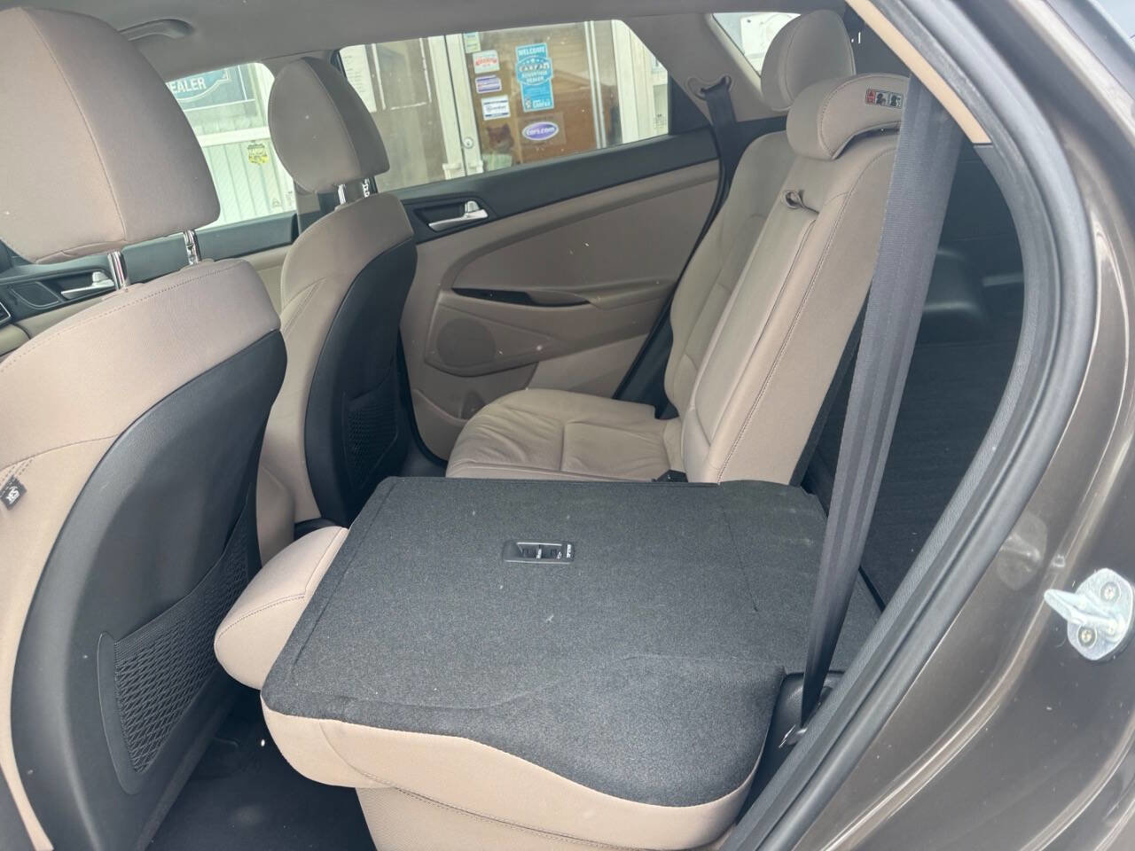 Used 2019 Hyundai Tucson SE image 15