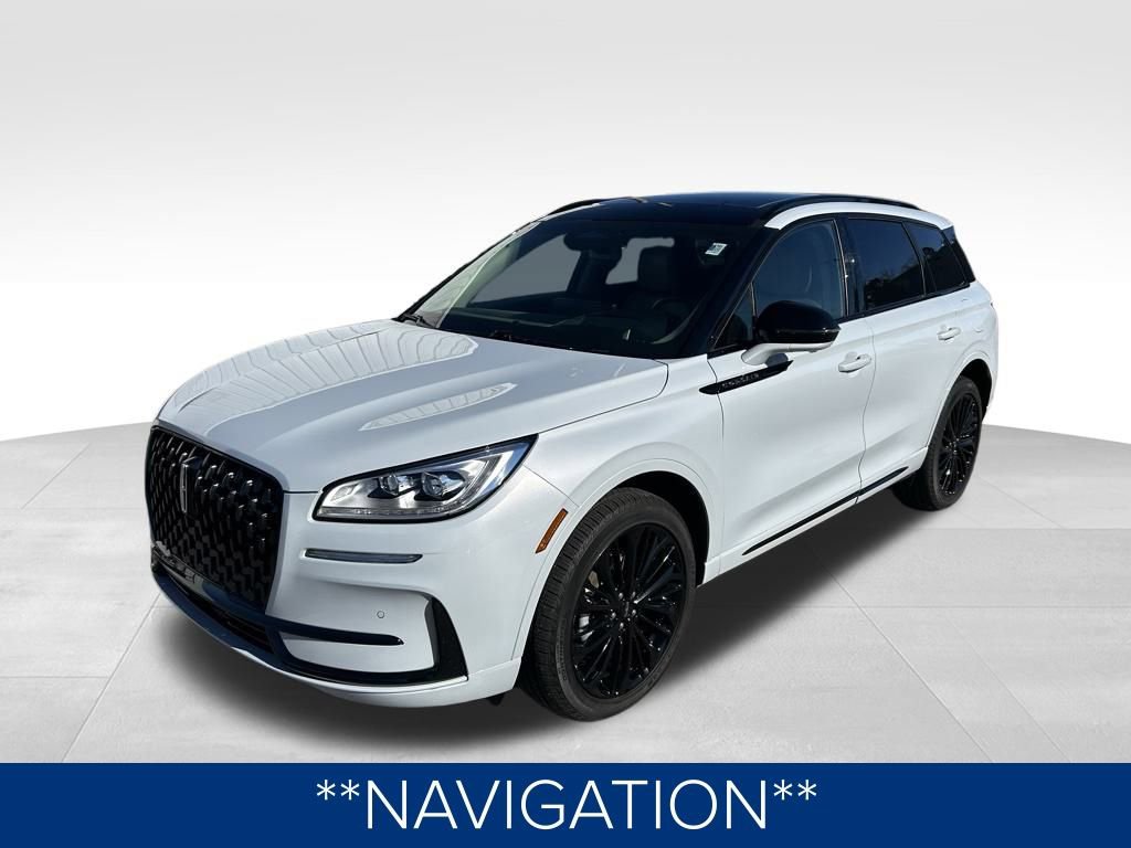 Used 2025 Lincoln Corsair Reserve w/ Equipment Group 202A image 13