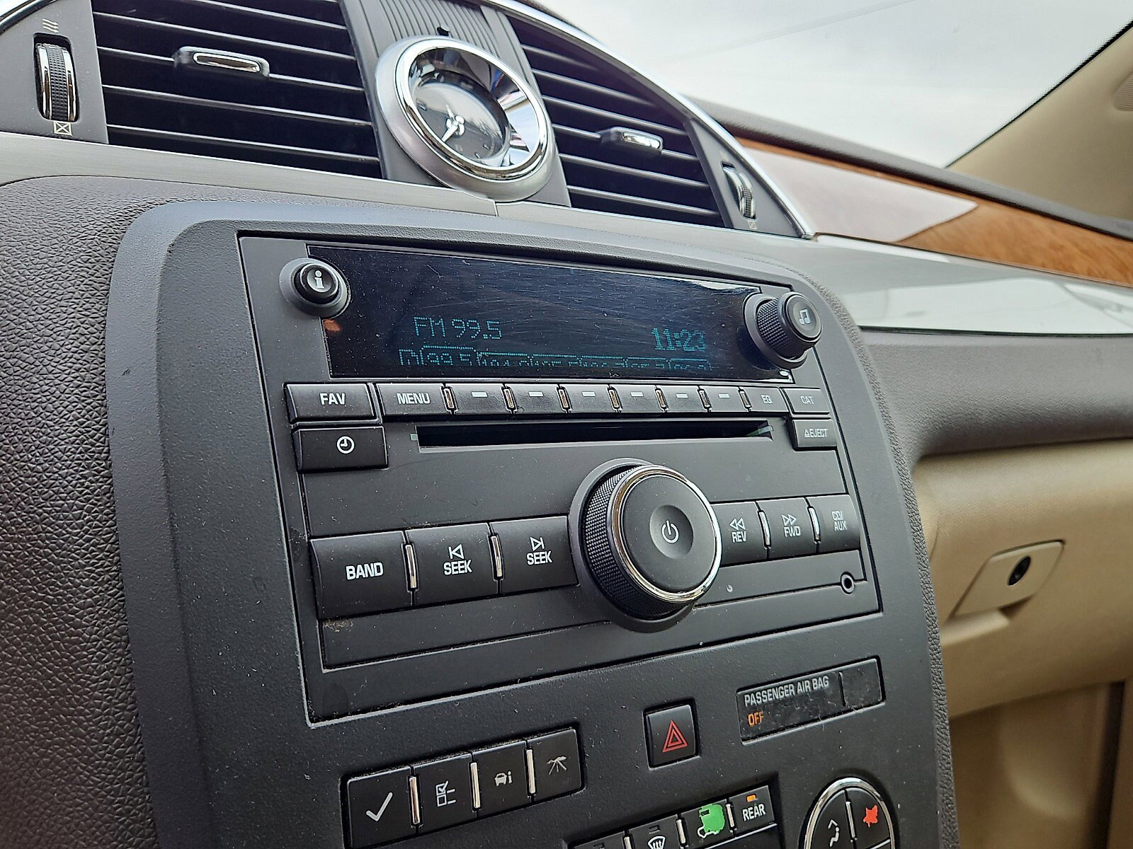 Used 2012 Buick Enclave Leather w/ LPO, Cargo Convenience Pkg FWD image 13