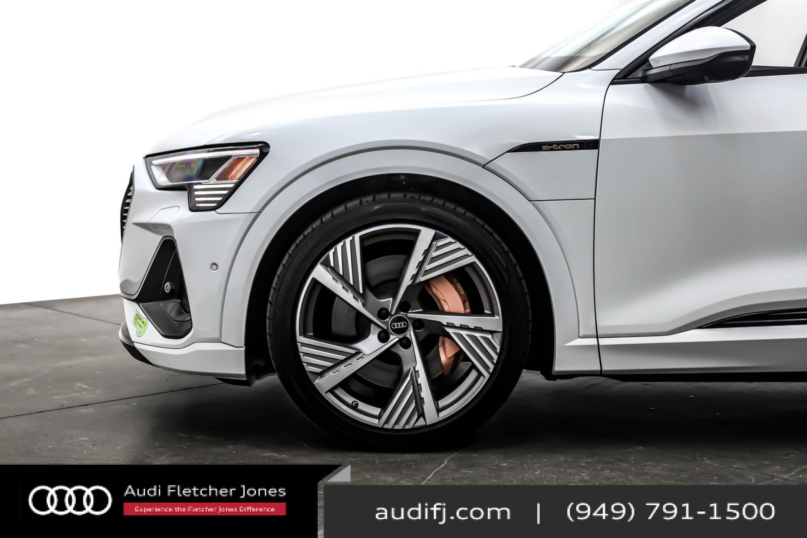 Used 2023 Audi e-tron Prestige w/ Prestige Package image 10