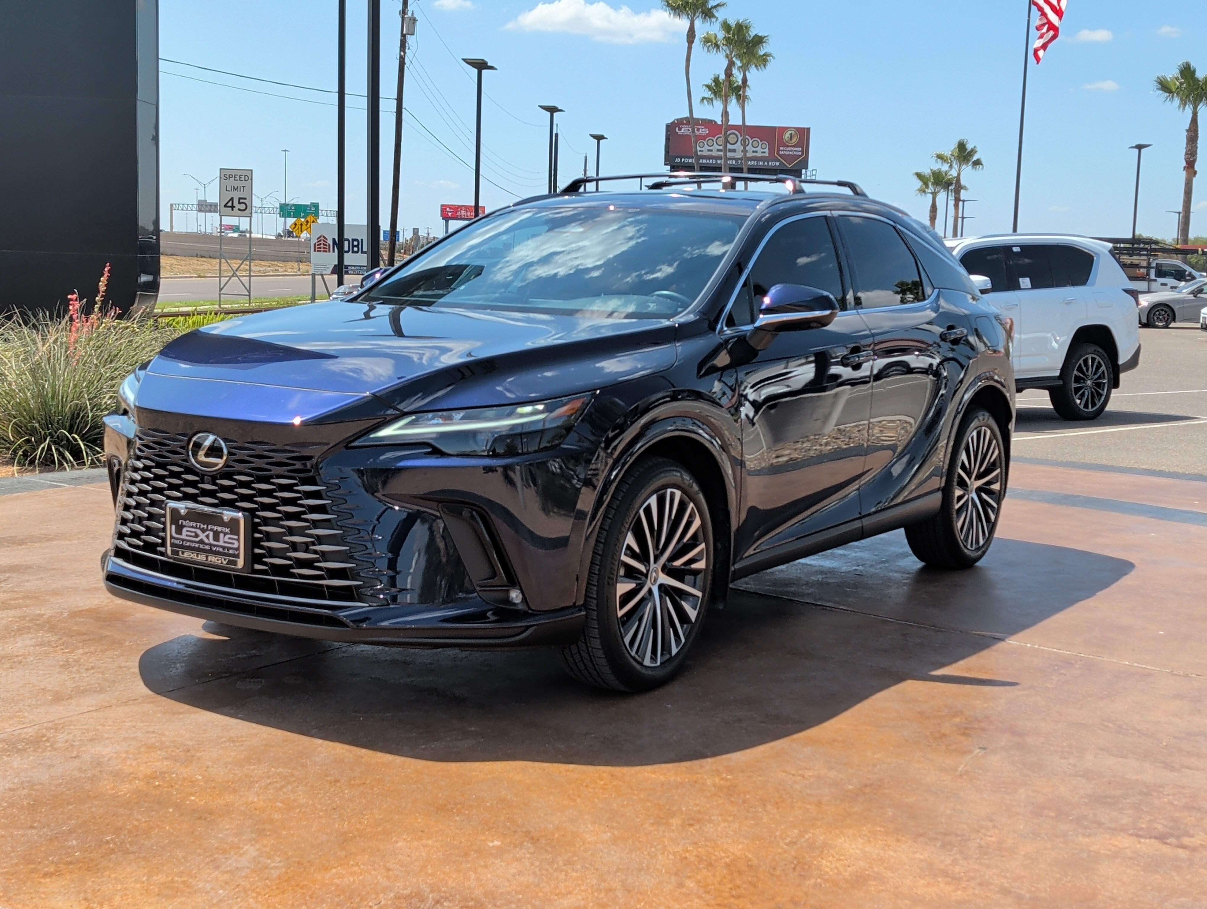 Used 2025 Lexus RX 350 Premium Plus FWD image 5