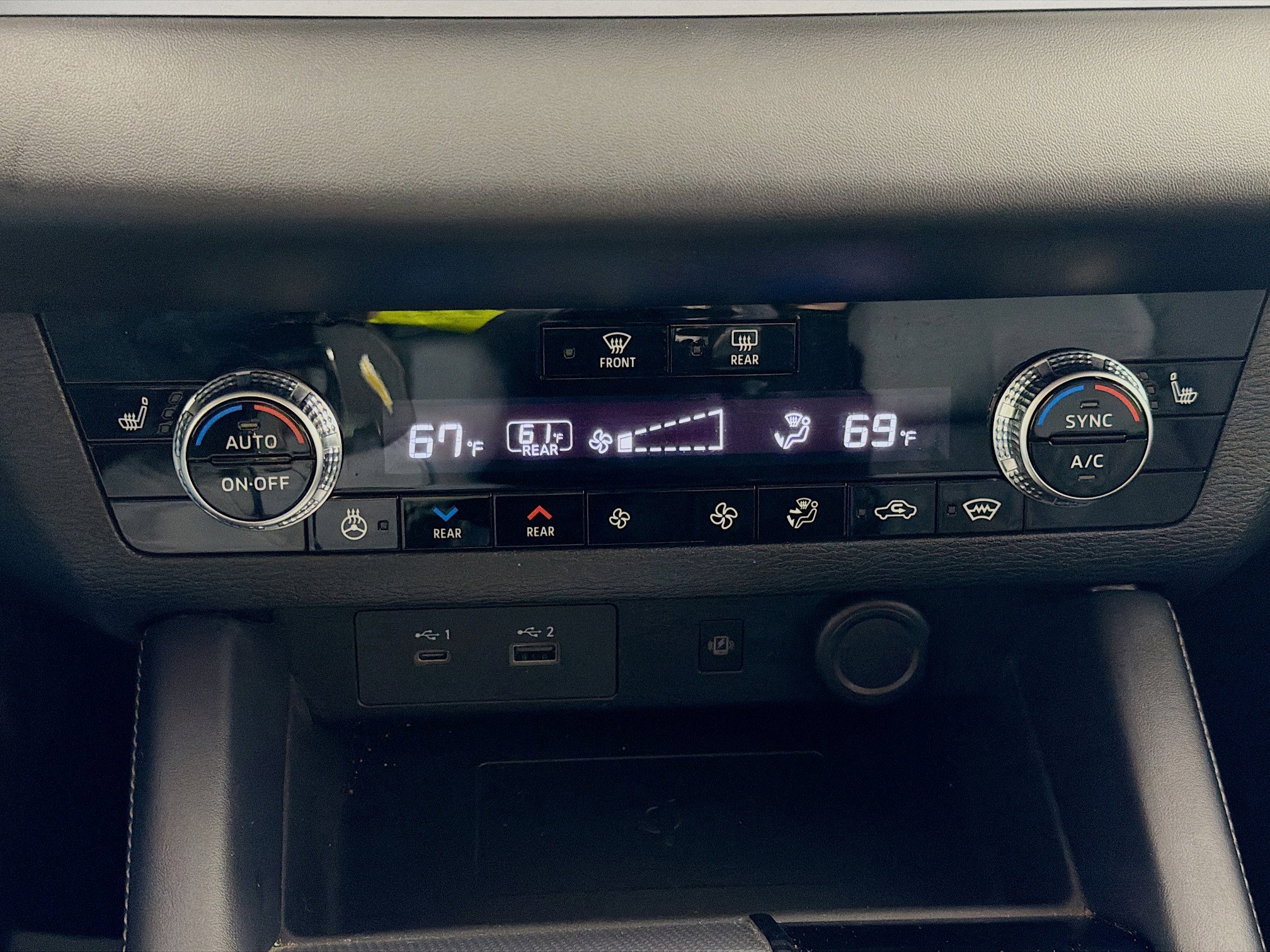 Used 2023 Mitsubishi Outlander SEL image 19