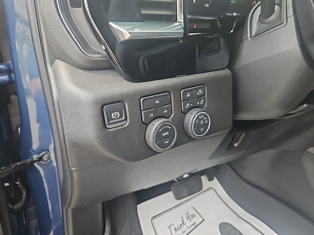 New 2026 Chevrolet Silverado 3500 LT w/ All Star Edition AWD/4WD image 11