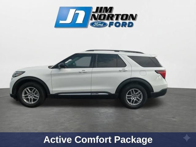 Used 2025 Ford Explorer Active w/ Active Comfort Package RWD image 6