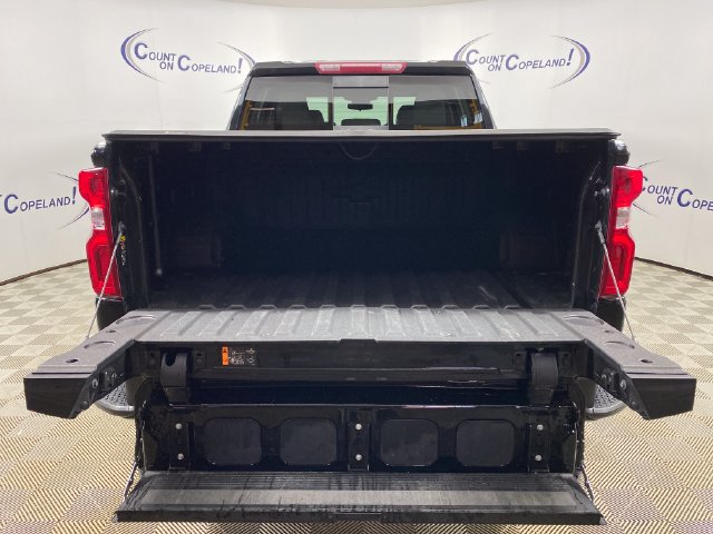 Certified 2024 Chevrolet Silverado 1500 LT Trail Boss w/ Convenience Package II AWD/4WD image 25