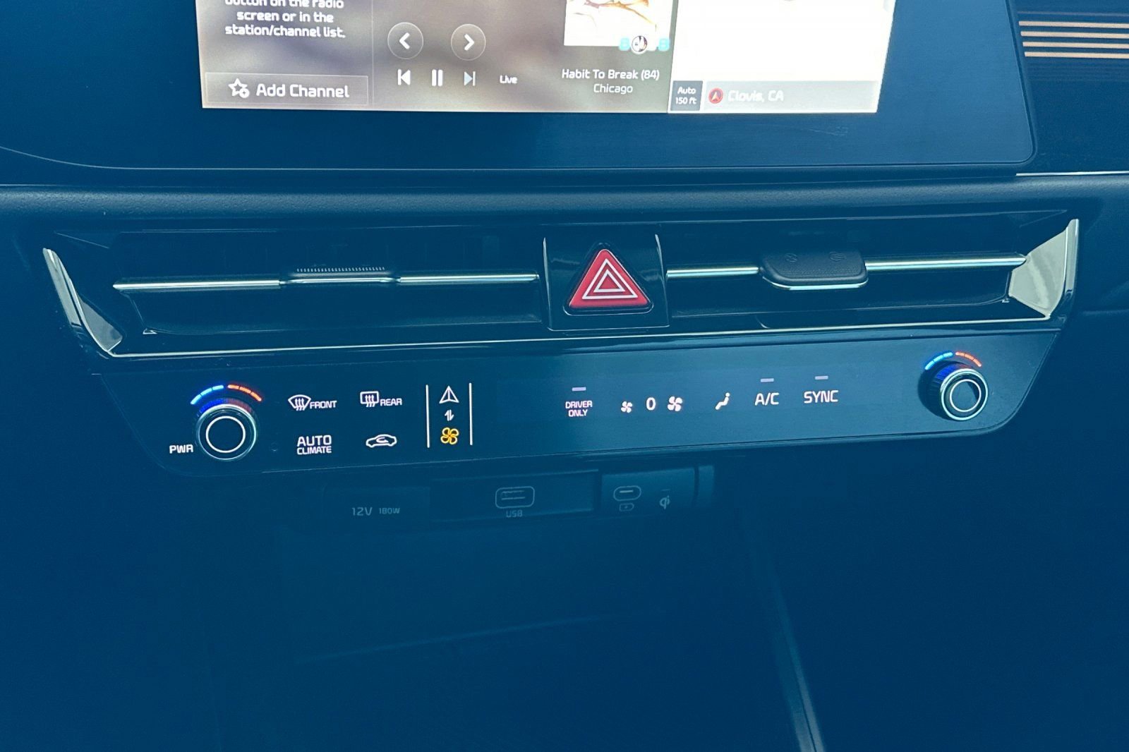 Used 2023 Kia Niro EX image 22