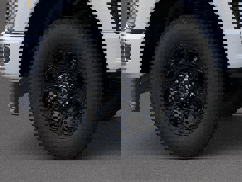 New 2026 Ford F250 Lariat w/ Black Appearance Package image 19