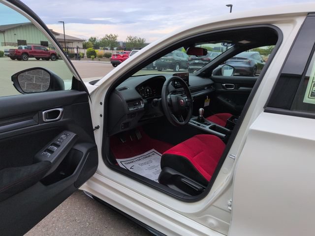 Used 2025 Honda Civic Type R image 9