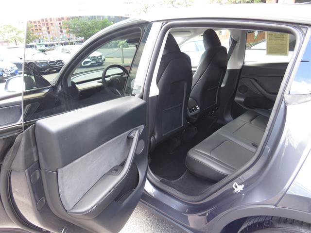 Used 2023 Tesla Model Y Performance AWD/4WD image 19