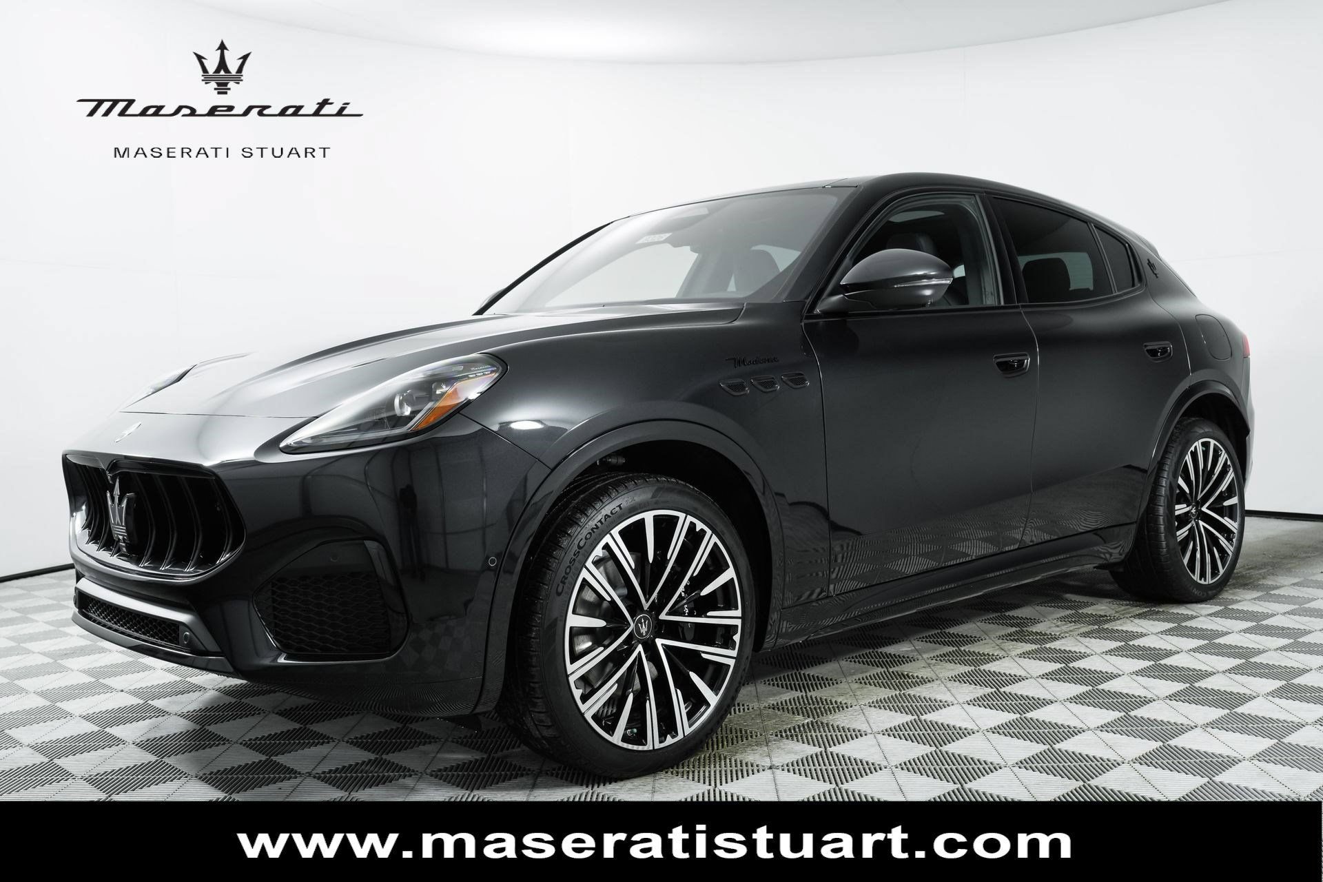 New 2025 Maserati Grecale Modena AWD/4WD image 3