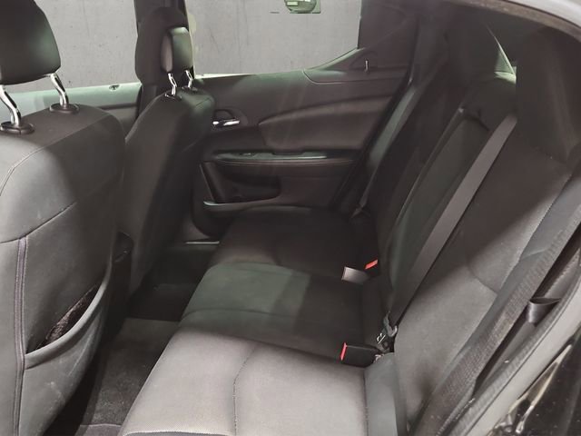 Used 2013 Dodge Avenger SE image 21