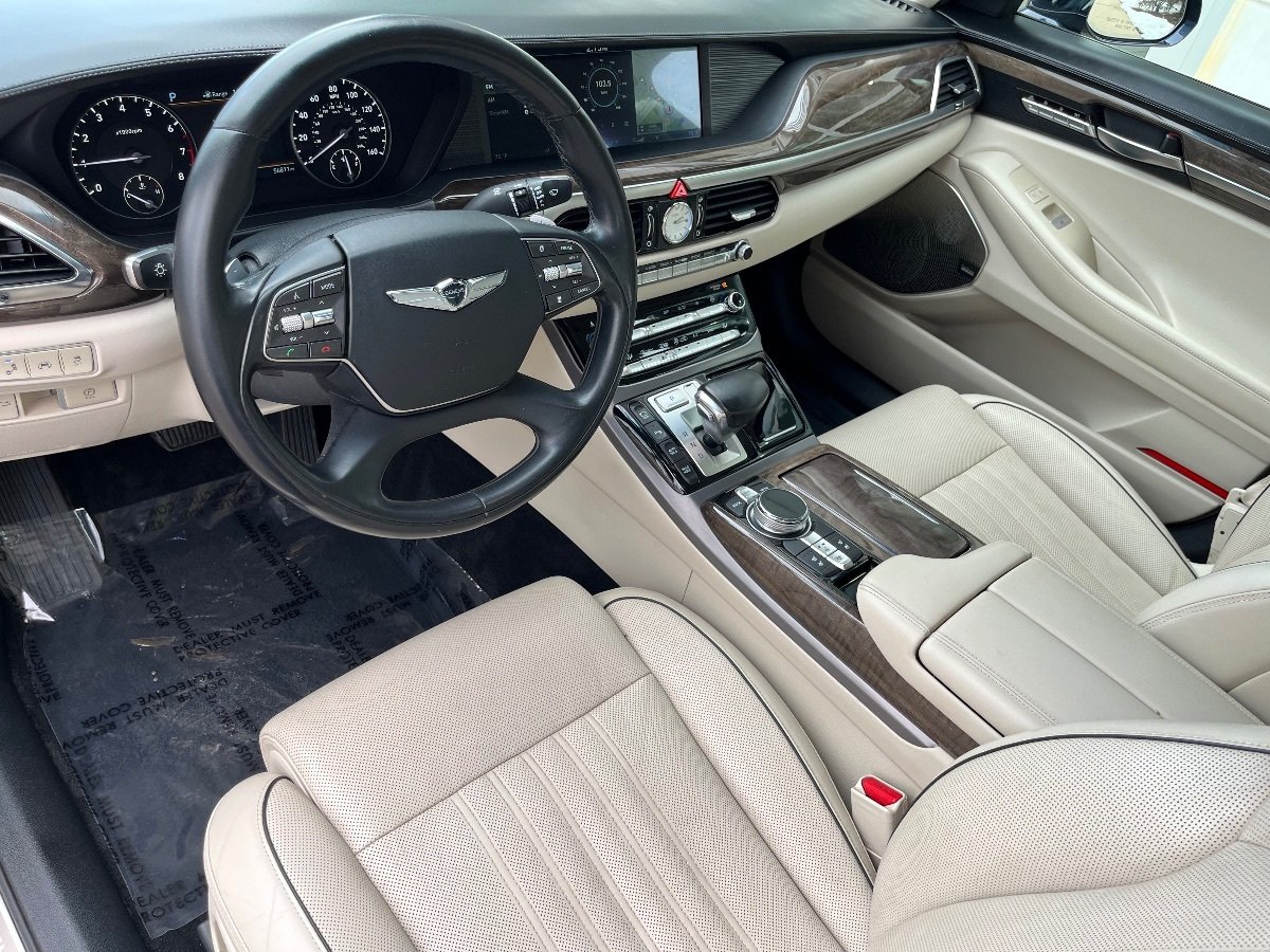 Used 2018 Genesis G90 3.3T Premium AWD/4WD image 29