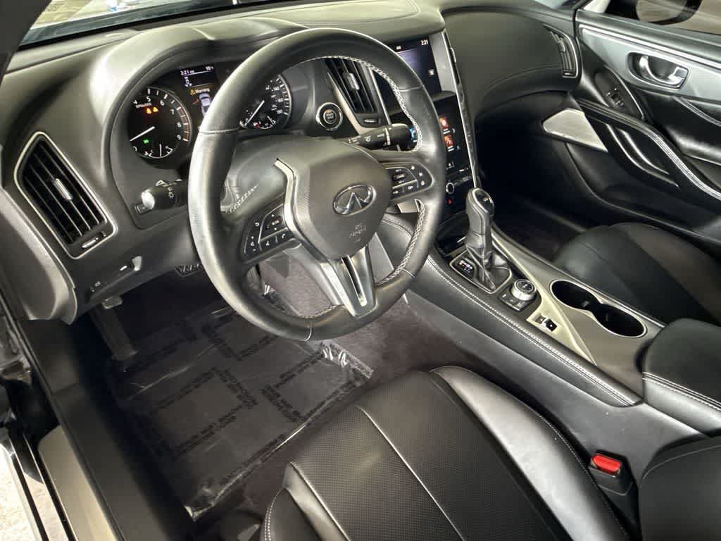 Used 2022 INFINITI Q60 3.0t Luxe w/ Cargo Package RWD image 13