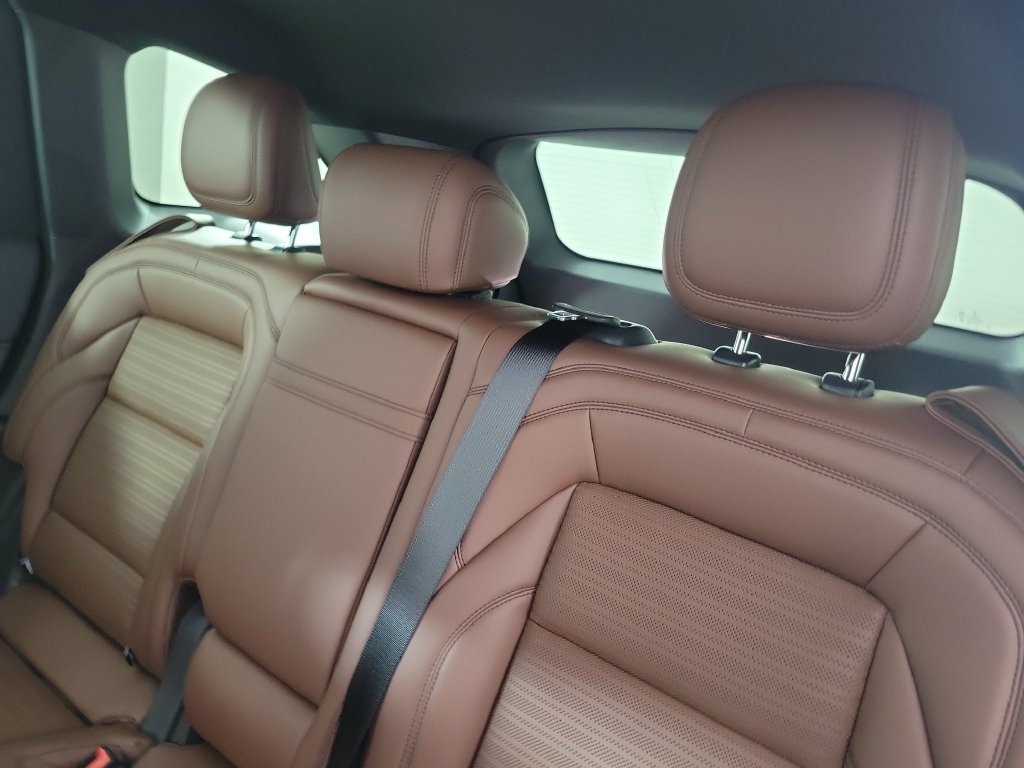 New 2026 Lincoln Nautilus Reserve AWD/4WD image 12