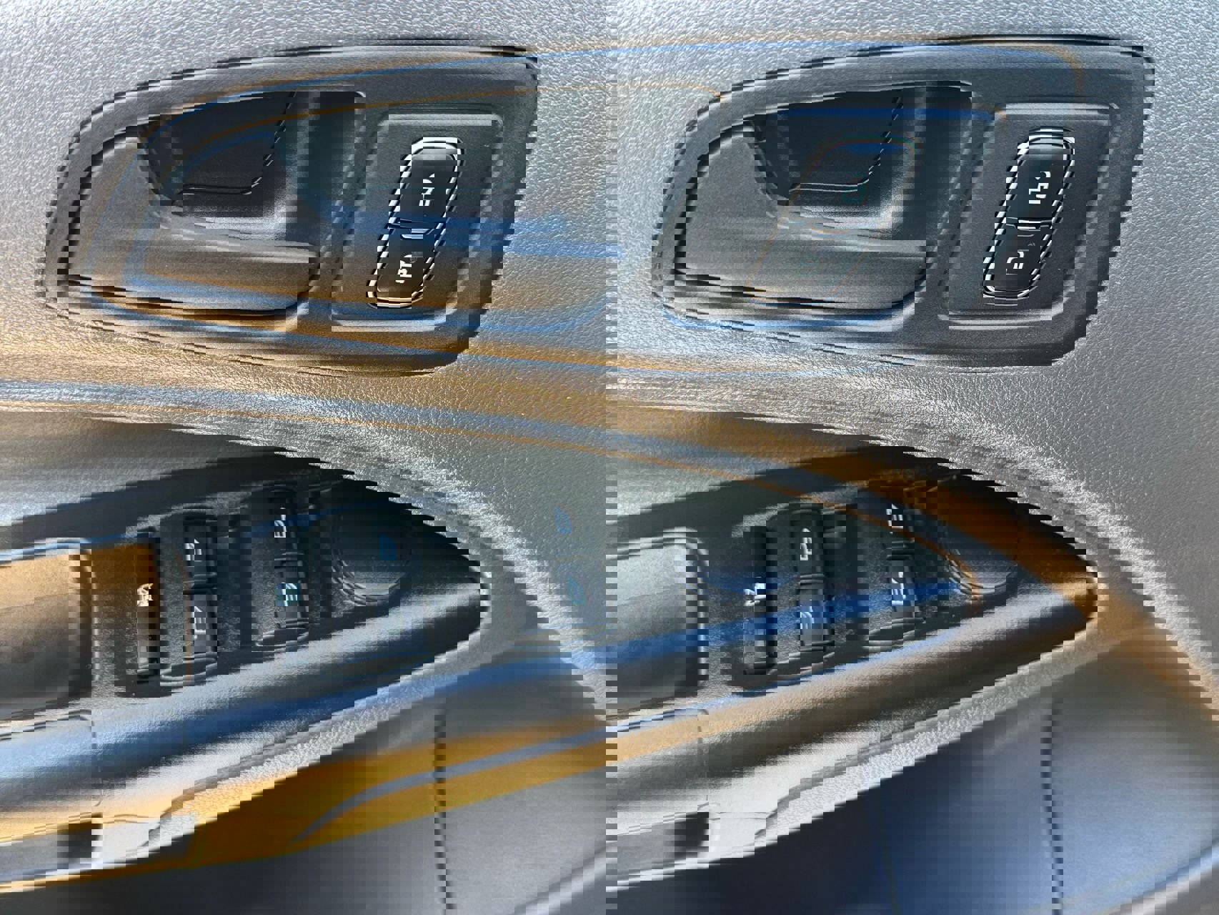 Used 2019 Ford Transit Connect XL image 26