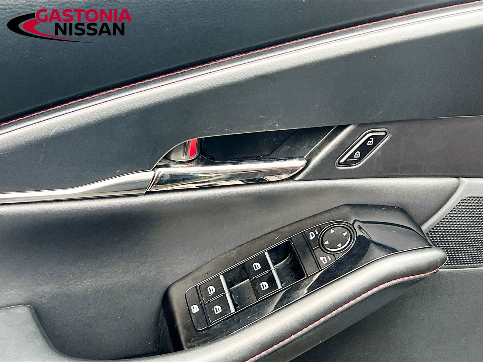 Used 2023 MAZDA CX-30 AWD 2.5 S w/ Preferred Package image 22