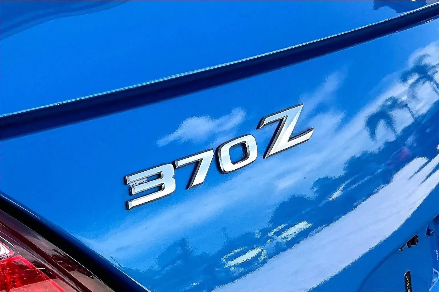 Used 2010 Nissan 370Z Roadster RWD image 19