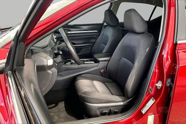 Certified 2022 Nissan Altima 2.5 SV w/ SV Premium Package FWD image 8