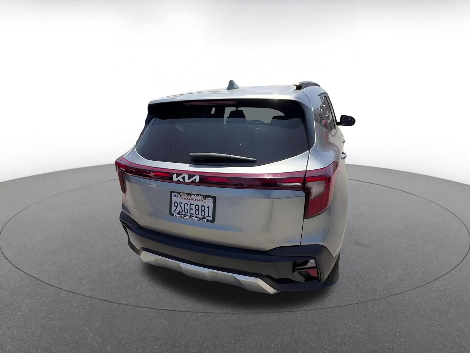 Used 2025 Kia Seltos S FWD image 15