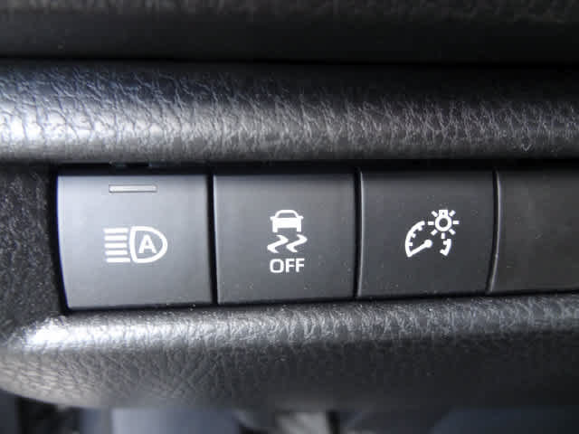 Used 2026 Toyota Camry LE FWD image 9