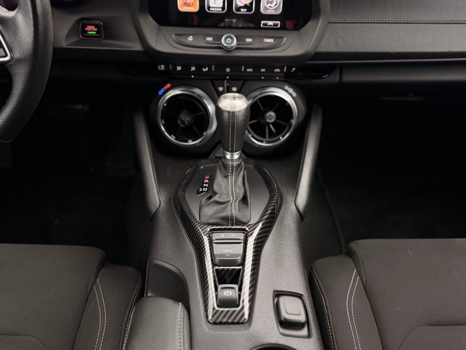 Used 2016 Chevrolet Camaro SS RWD image 28