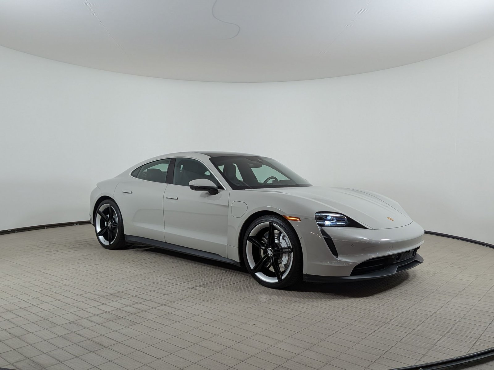 Certified 2023 Porsche Taycan 4S AWD/4WD image 7