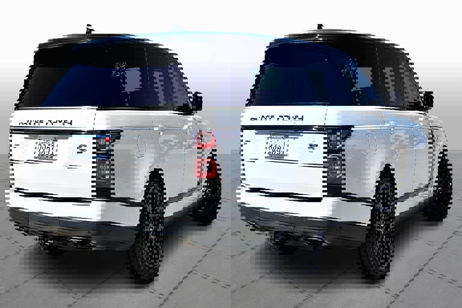 Used 2021 Land Rover Range Rover Westminster Edition image 12