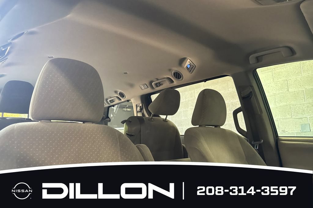 Used 2018 Toyota Sienna LE FWD image 18
