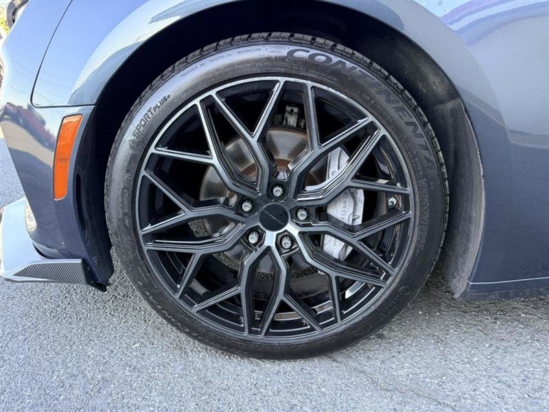 Used 2019 Chevrolet Camaro SS RWD image 9