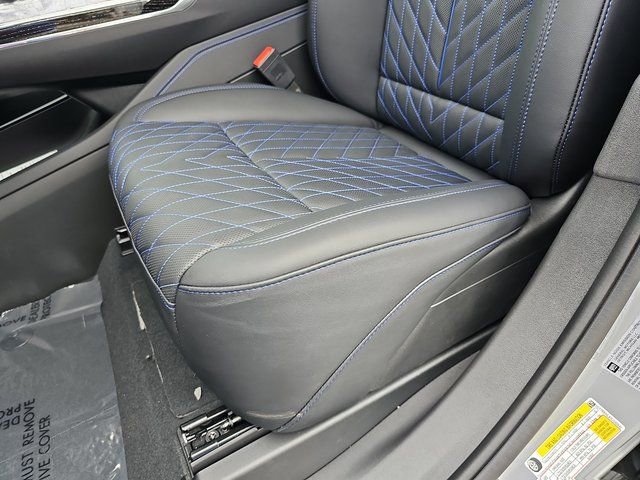 New 2026 Cadillac Escalade IQ Sport 1 w/ LPO, ONYX Package image 34