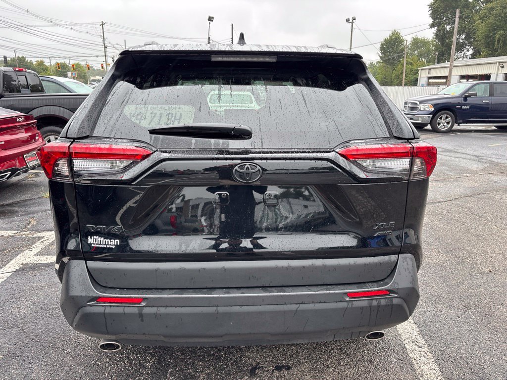 Used 2025 Toyota RAV4 XLE Premium AWD/4WD image 6