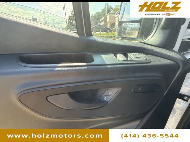 Used 2025 Mercedes-Benz Sprinter 2500 image 21