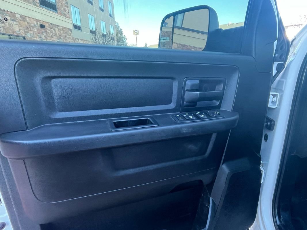 Used 2018 RAM 3500 Tradesman w/ Popular Equipment Group image 9