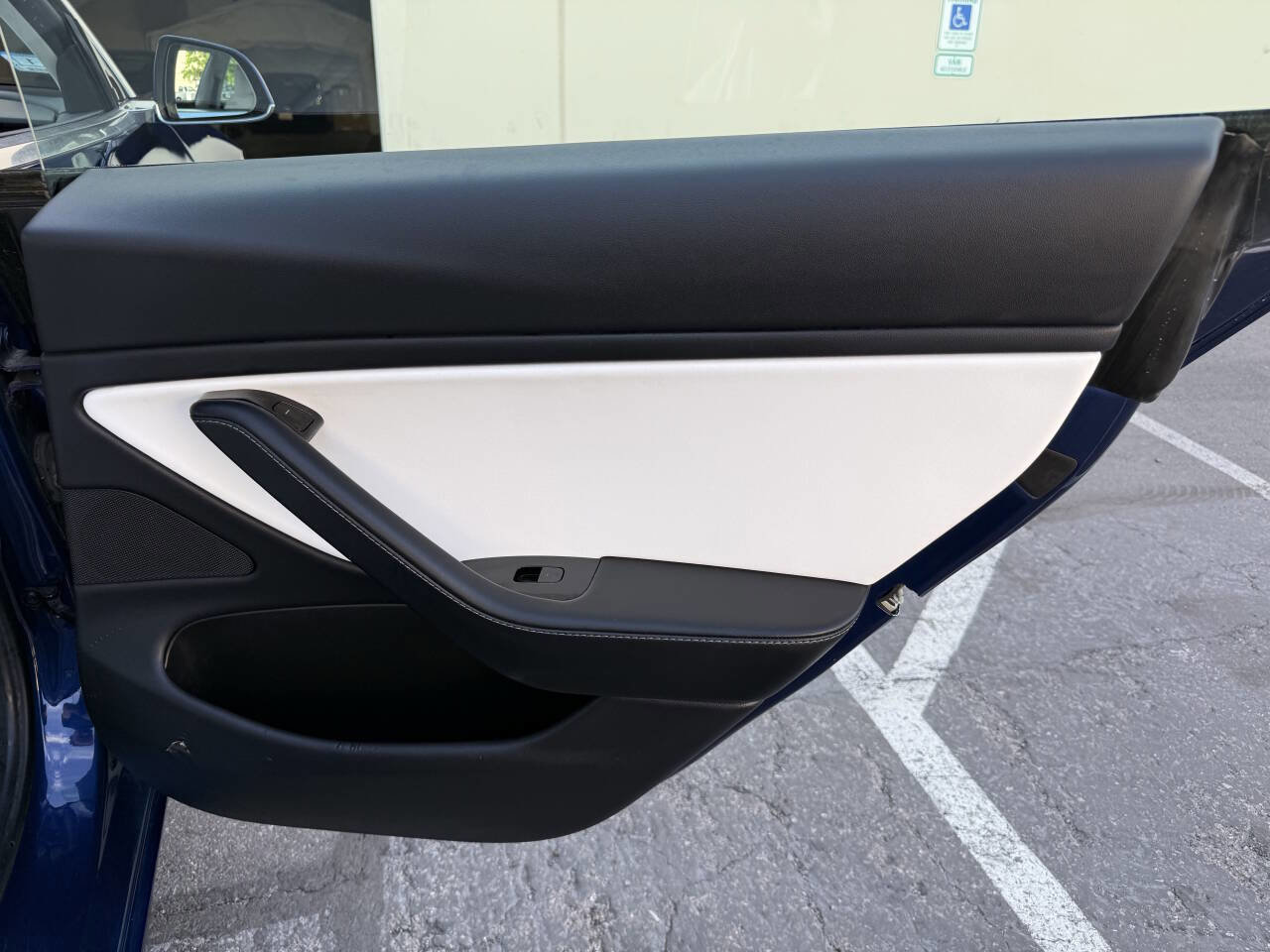 Used 2019 Tesla Model 3 Standard Range Plus RWD image 24