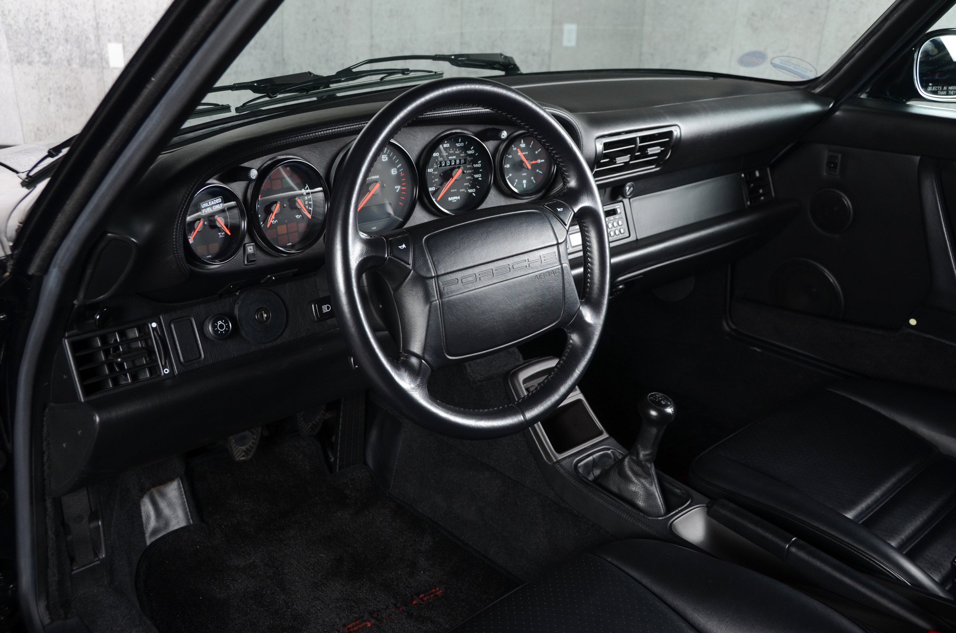 Used 1994 Porsche 911 Turbo RWD image 6