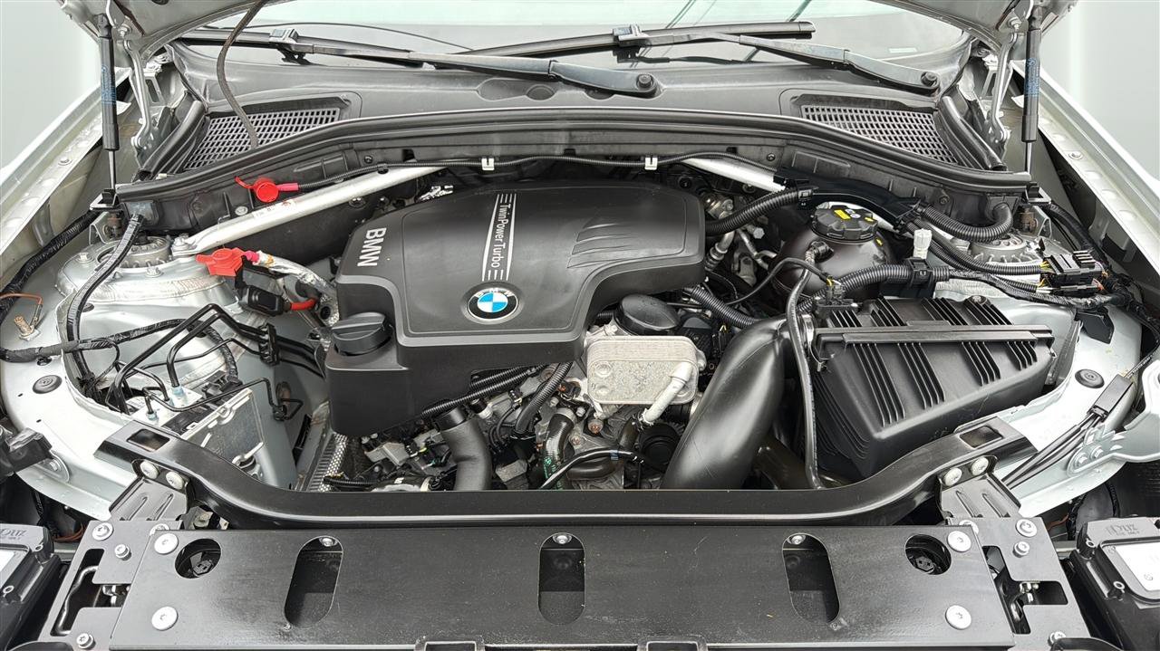 Used 2018 BMW X4 xDrive28i AWD/4WD image 31