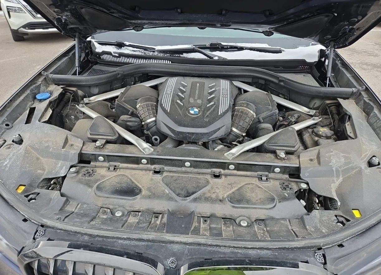 Used 2021 BMW X7 M50i AWD/4WD image 45