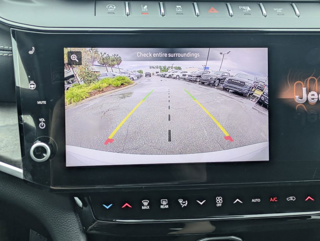 New 2026 Jeep Grand Cherokee Altitude RWD image 23