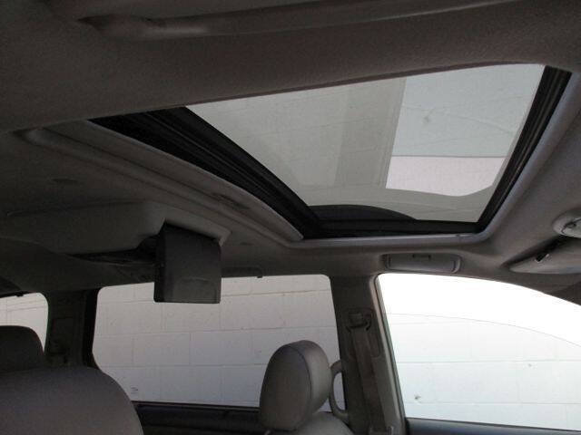 Used 2004 Toyota Sienna XLE AWD/4WD image 18