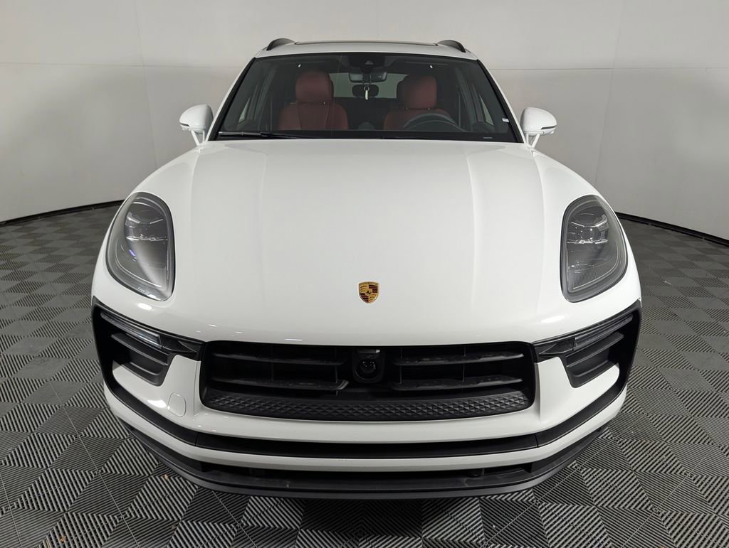 New 2026 Porsche Macan AWD/4WD image 10