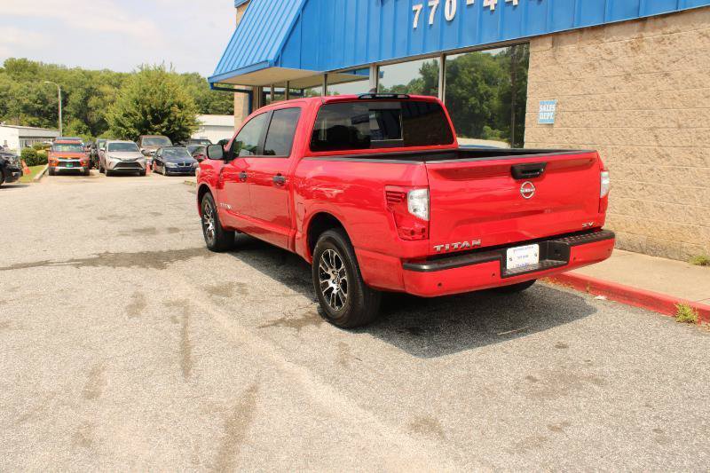 Used 2023 Nissan Titan SV RWD image 4