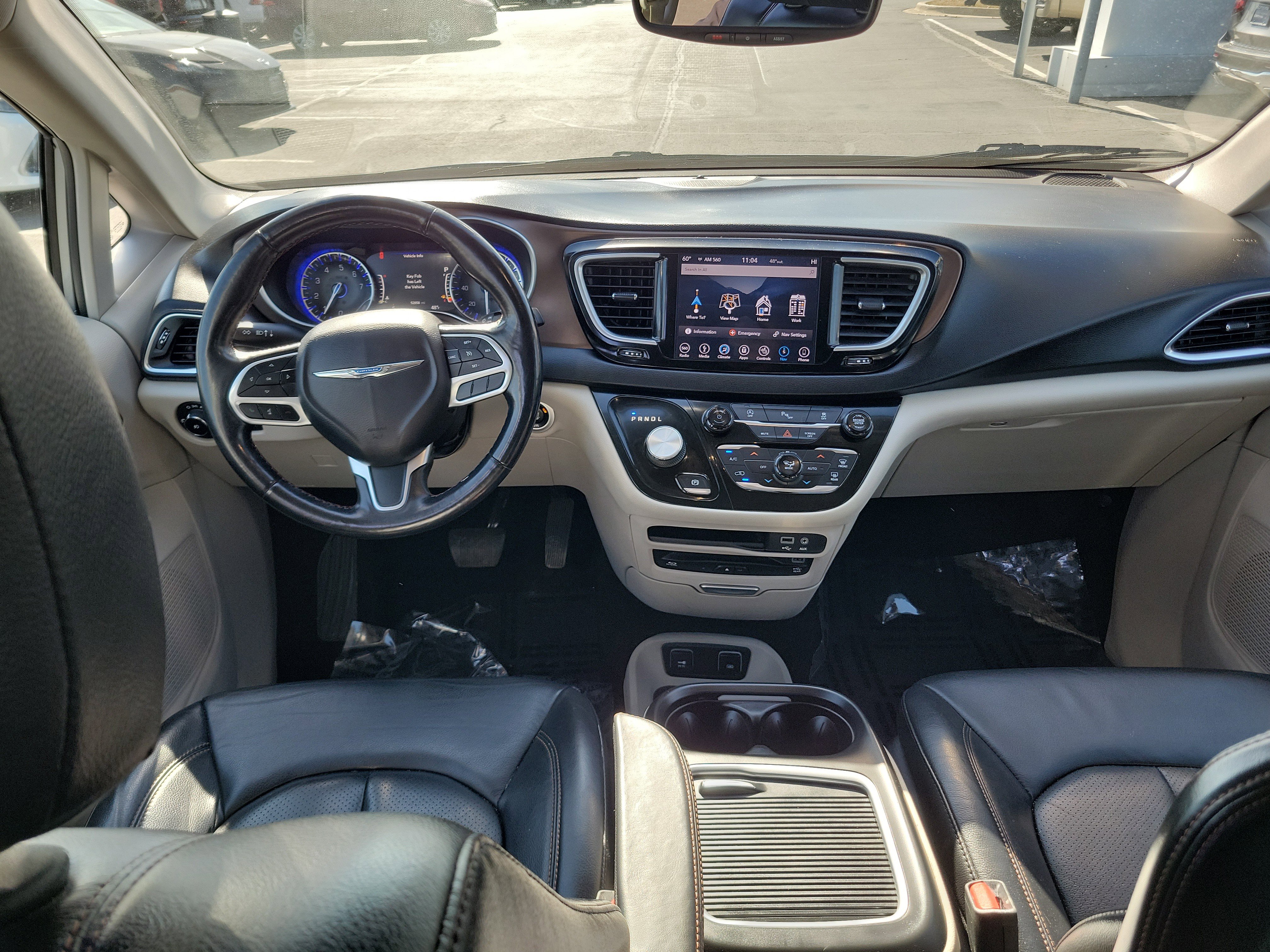 Used 2019 Chrysler Pacifica Touring-L Plus w/ Tire & Wheel Group image 24