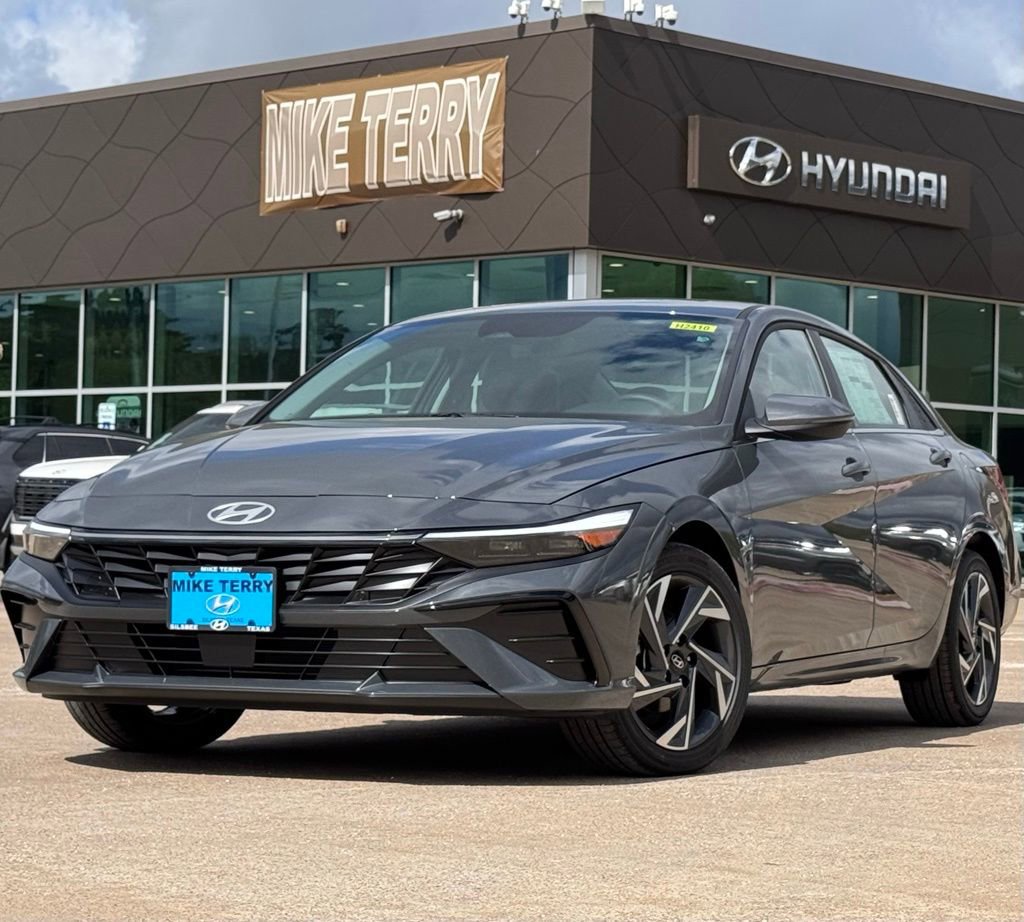 New 2026 Hyundai Elantra Limited