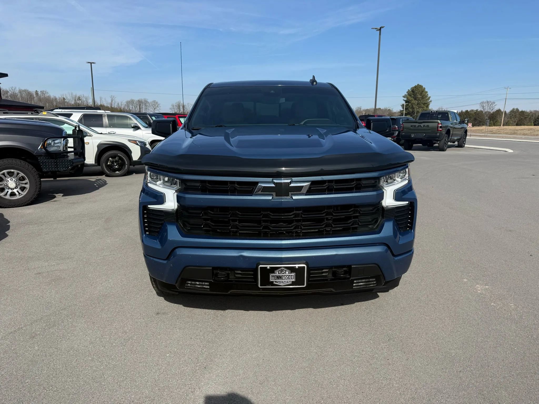 Used 2024 Chevrolet Silverado 1500 RST w/ Convenience Package II image 6