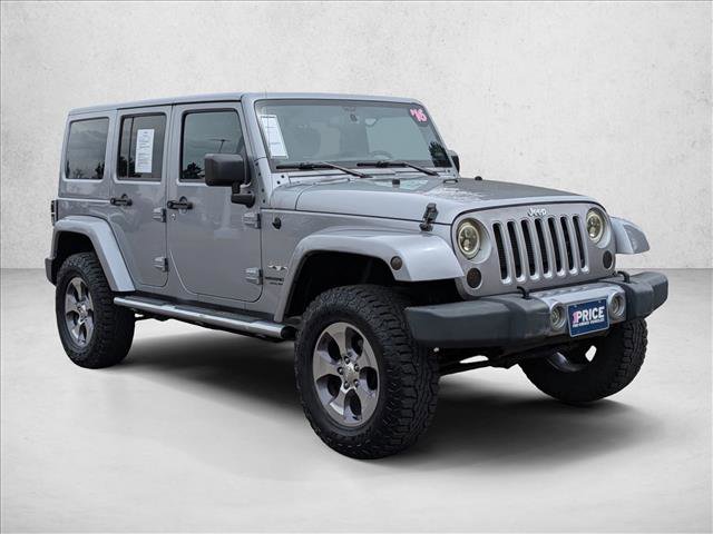 Used 2016 Jeep Wrangler Unlimited Sahara w/ Mopar Chrome Edition Group AWD/4WD image 3