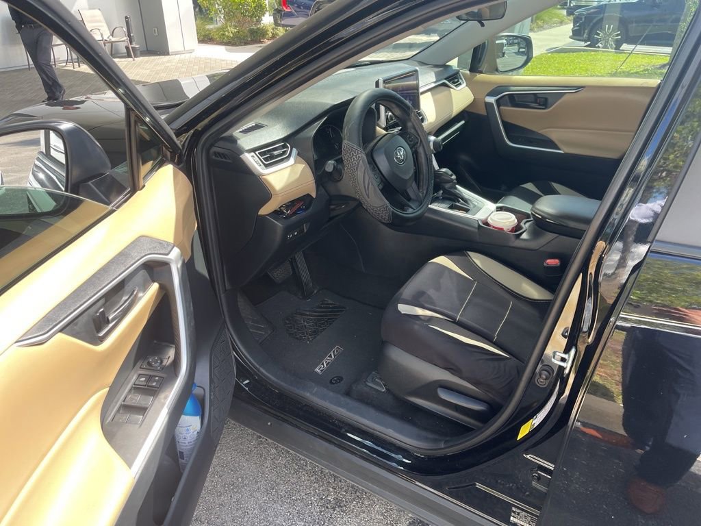 Certified 2024 Toyota RAV4 LE image 5